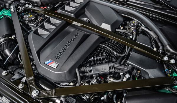Новое купе BMW M4 CS: полный привод и умеренный стиль
